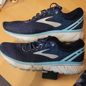 Brooks Ghost 11